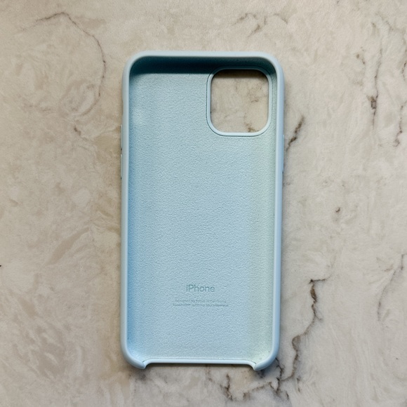 Authentic Apple iPhone 11 Pro Silicone Case - Various Colors - Picture 15 of 15